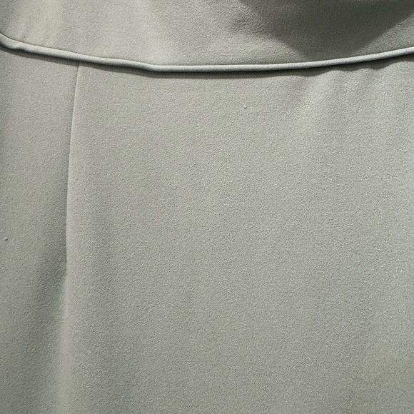 ADRIANNA PAPELL Off-the-shoulder Crepe Gown In Cloudy Aqua Size 14 - Picture 4 of 8